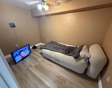 3988 Crayrich Circle - Photo Thumbnail 3