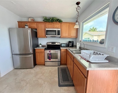 231 Williams Avenue - Photo Thumbnail 7