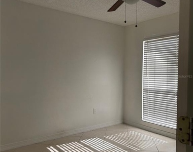 13855 Glasser Avenue - Photo Thumbnail 10
