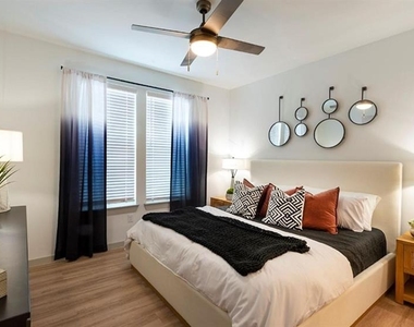 4980 Red Maple Lane - Photo Thumbnail 17