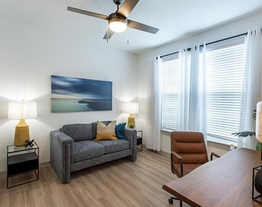 4980 Red Maple Lane - Photo Thumbnail 4