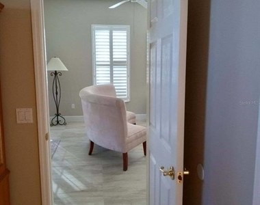 1181 Athlone Way - Photo Thumbnail 26