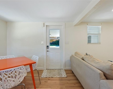 2311 Waldemere Street - Photo Thumbnail 14