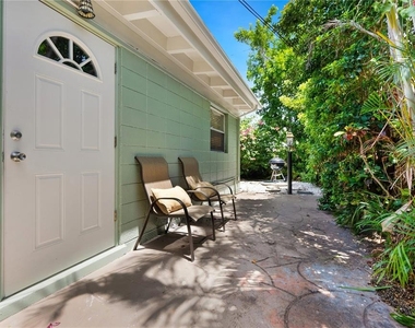 2005 Tetlow Place - Photo Thumbnail 19