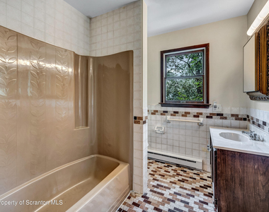 815 Fig Street - Photo Thumbnail 11