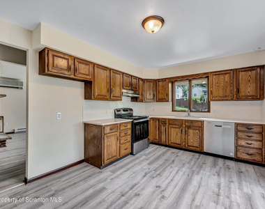 815 Fig Street - Photo Thumbnail 7