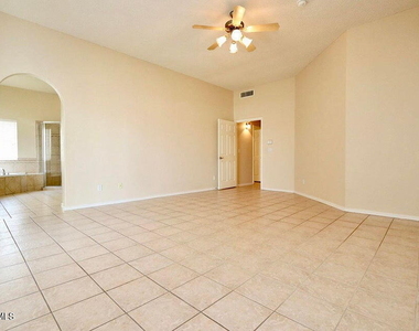 1455 Cherokee Ridge Drive - Photo Thumbnail 5