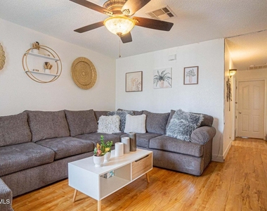 10768 Spring Valley Circle - Photo Thumbnail 2