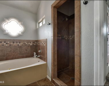 1909 Polly Harris Drive - Photo Thumbnail 29