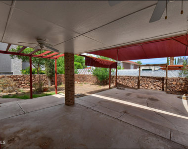1909 Polly Harris Drive - Photo Thumbnail 37