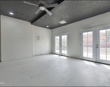 1909 Polly Harris Drive - Photo Thumbnail 21