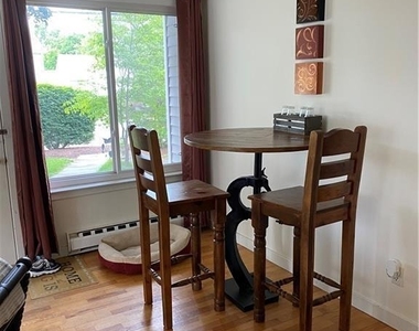 63 Ward Street - Photo Thumbnail 8