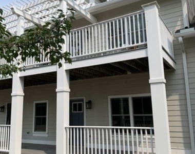 102 Edgewater Circle - Photo Thumbnail 1
