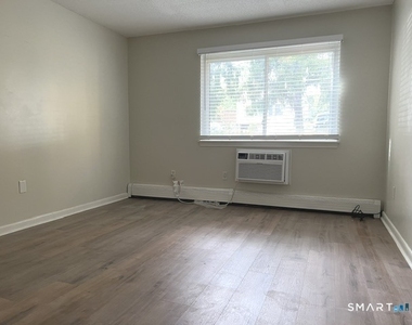 4 Woodland Drive - Photo Thumbnail 18