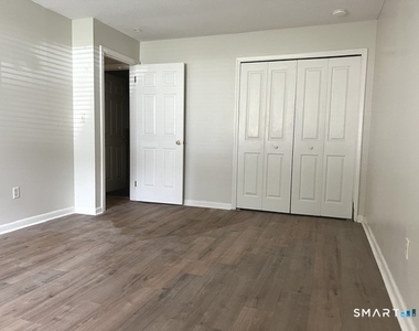 4 Woodland Drive - Photo Thumbnail 19