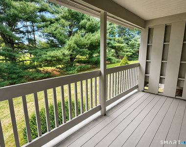501 Summer Hill Drive - Photo Thumbnail 24