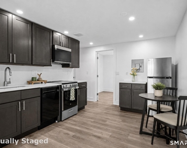 145 Garfield Avenue - Photo Thumbnail 3