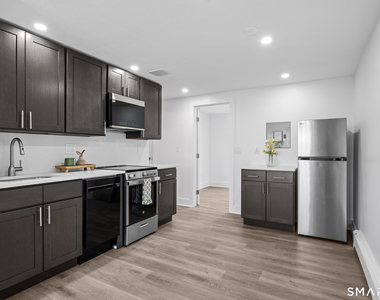 145 Garfield Avenue - Photo Thumbnail 2