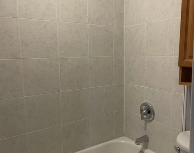1086 Main Street - Photo Thumbnail 5