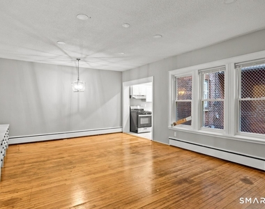 24 Park Terrace - Photo Thumbnail 12