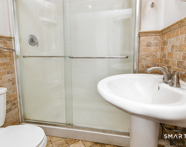 2341 Barnum Avenue - Photo Thumbnail 8