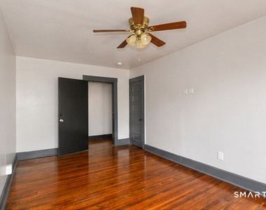 2341 Barnum Avenue - Photo Thumbnail 4