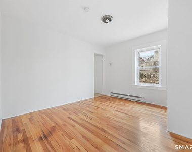52 Highland Road - Photo Thumbnail 6