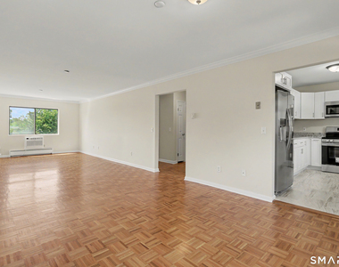 330 Savin Avenue - Photo Thumbnail 3