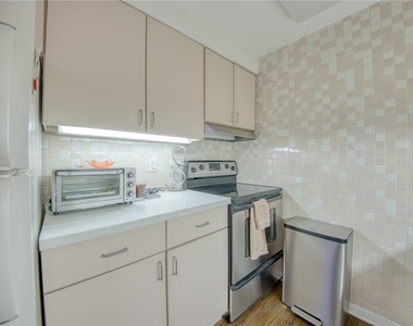 320 Fort Duquesne Blvd - Photo Thumbnail 22