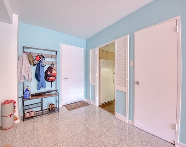320 Fort Duquesne Blvd - Photo Thumbnail 16