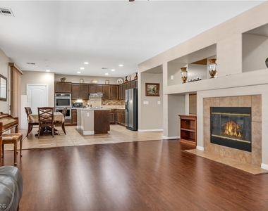 3069 Regal Cove Street - Photo Thumbnail 6