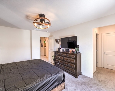 6816 Citron Mist Court - Photo Thumbnail 17