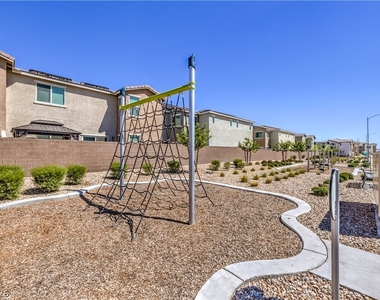 6816 Citron Mist Court - Photo Thumbnail 31