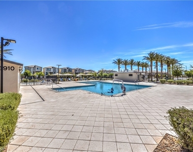6816 Citron Mist Court - Photo Thumbnail 32