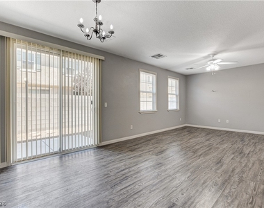 3909 Sweet Pine Street - Photo Thumbnail 15