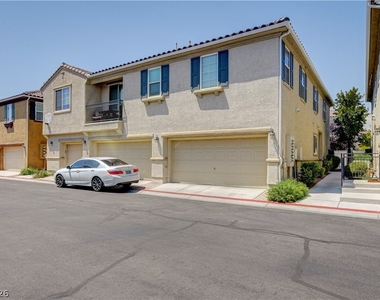 3909 Sweet Pine Street - Photo Thumbnail 2