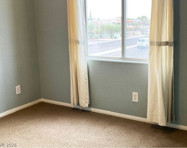 8102 Lake Chippewa Street - Photo Thumbnail 24