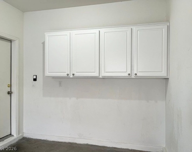 8102 Lake Chippewa Street - Photo Thumbnail 31