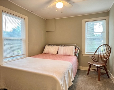 225 Lake Shore Drive S - Photo Thumbnail 9