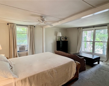 225 Lake Shore Drive S - Photo Thumbnail 12