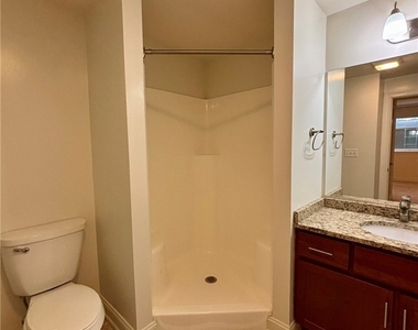 591 Terrace Boulevard - Photo Thumbnail 8