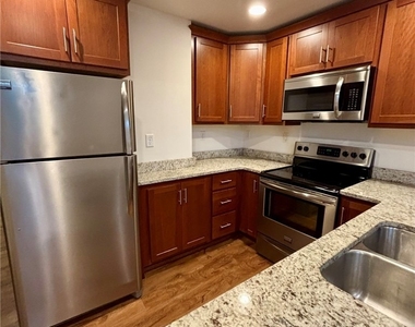 591 Terrace Boulevard - Photo Thumbnail 1