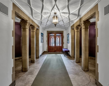 800 W Ferry Street - Photo Thumbnail 2