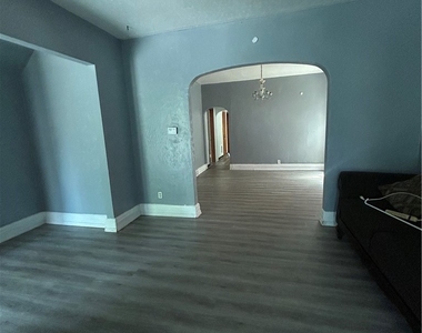 25 Page Street - Photo Thumbnail 1