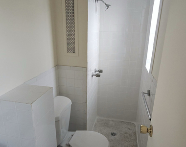 East 11th Street, Unit 4 - Photo Thumbnail 5