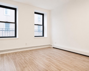 188 Claremont Avenue - Photo Thumbnail 1