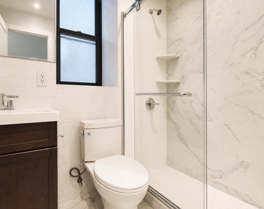 188 Claremont Avenue - Photo Thumbnail 12