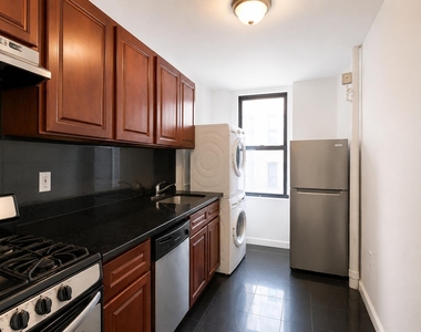 3139 Broadway - Photo Thumbnail 10