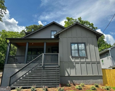 192 Claire Drive Se - Photo Thumbnail 1