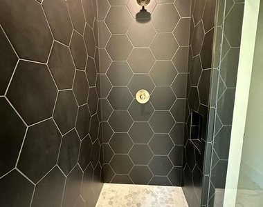 192 Claire Drive Se - Photo Thumbnail 13